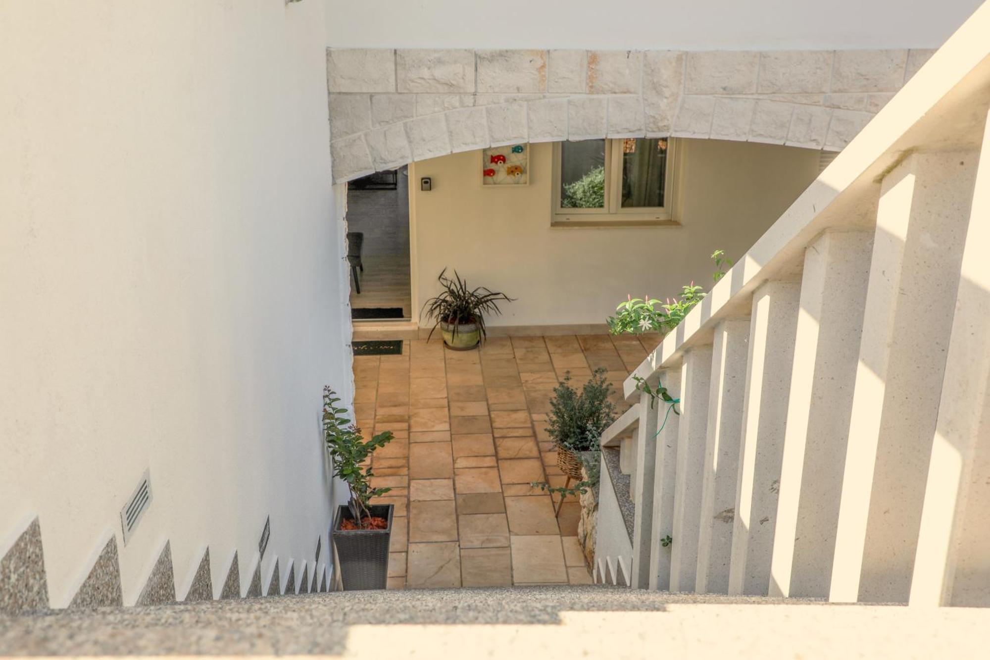 Juric 32 - Boutique * Hvar Town