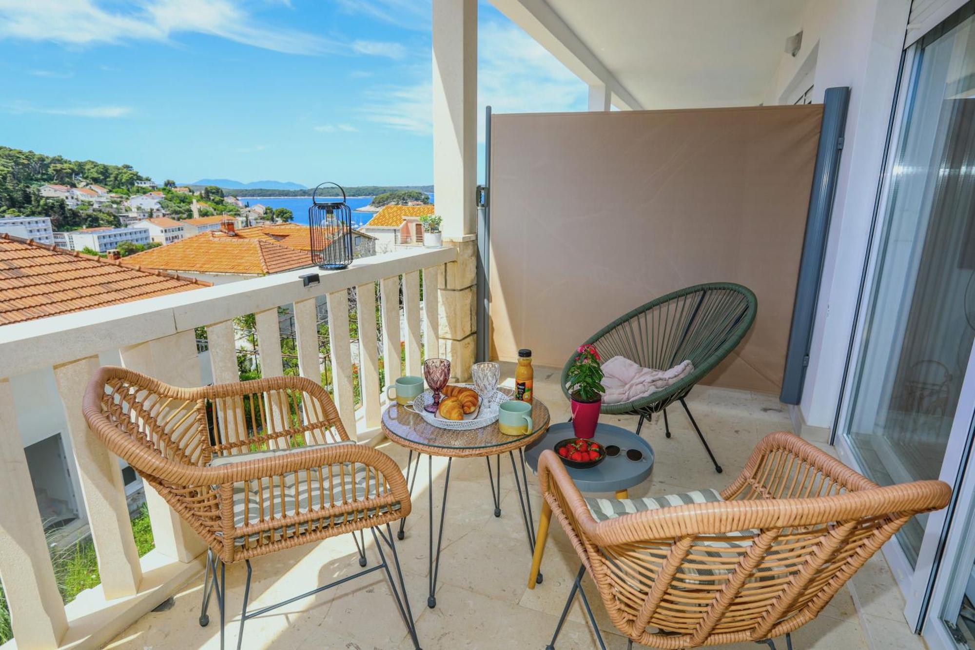Juric 32 - Boutique Hvar Town